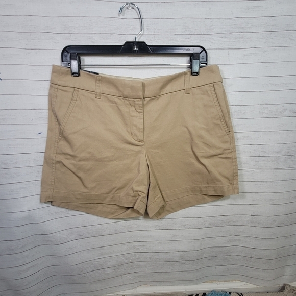J.CREW 5INCH KHAKI SHORT, SZ 8 - Picture 1 of 12